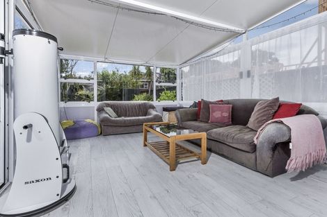 Photo of property in 80 Weatherly Road, Torbay, Auckland, 0630