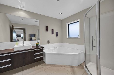 Photo of property in 17 Lower Duthie Road, Kapuni, Hawera, 4675