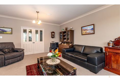 Photo of property in 9 Tancred Street, Geraldine, 7930