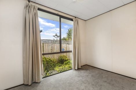 Photo of property in 1/3175 Great North Road, New Lynn, Auckland, 0600