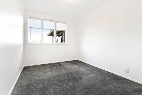 Photo of property in 22 Paton Avenue, Te Atatu South, Auckland, 0610