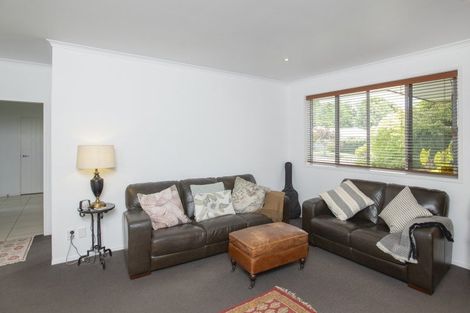 Photo of property in 13 Parkview Place, Riverdale, Gisborne, 4010
