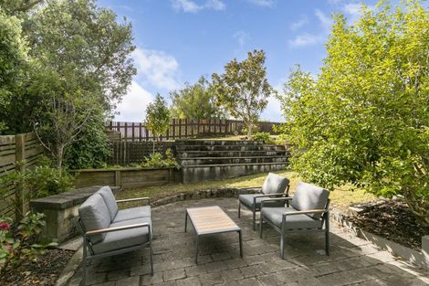 Photo of property in 17 Westhaven Drive, Tawa, Wellington, 5028