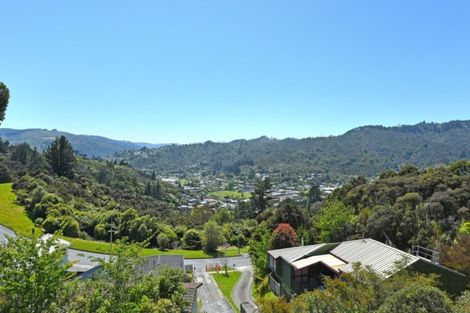 Photo of property in 13 Fenchurch Grove, Stokes Valley, Lower Hutt, 5019