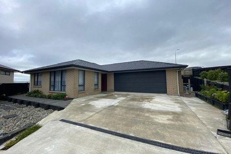 Photo of property in 3 Epic Way, Newlands, Wellington, 6037