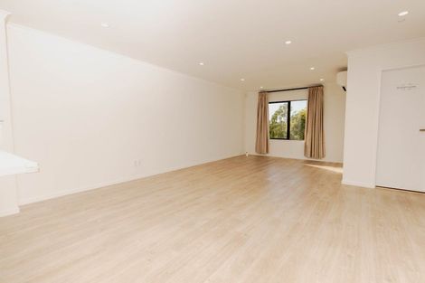 Photo of property in 5/7 Glen Road, Ranui, Auckland, 0612
