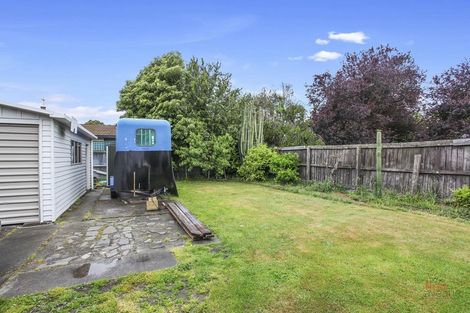 Photo of property in 16 Kerrs Road, Linwood, Christchurch, 8062
