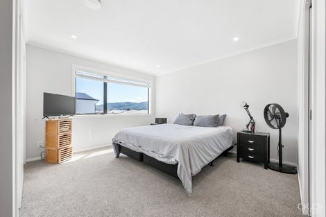 Photo of property in 9 Desert Gold Lane, Wallaceville, Upper Hutt, 5018