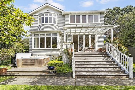 Photo of property in 56a Hobson Street, Thorndon, Wellington, 6011