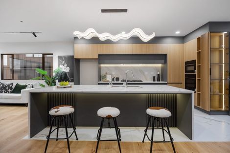 Photo of property in 8 Mill Hill Close, Flat Bush, 2019