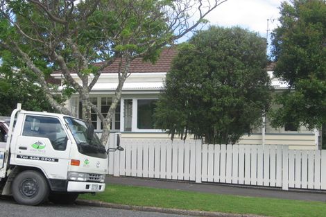 Photo of property in 37 Abbotsford Terrace, Devonport, Auckland, 0624