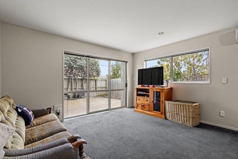 Photo of property in 532b Hereford Street, Linwood, Christchurch, 8011