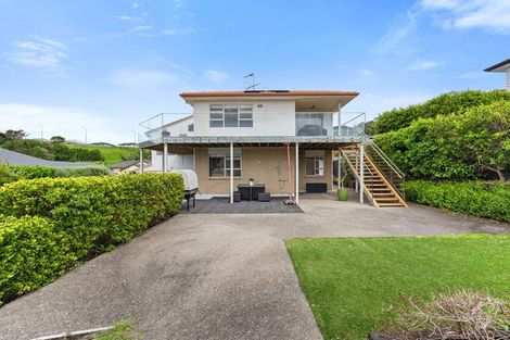 Photo of property in 56 Waldorf Crescent, Orewa, 0931