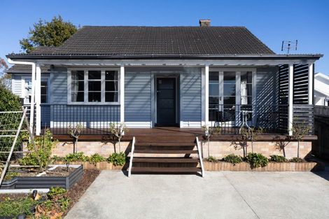 Photo of property in 80 Fairfield Road, Fairfield, Hamilton, 3214