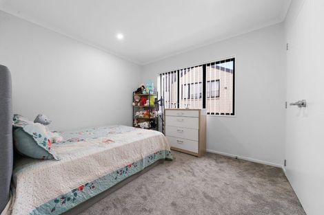 Photo of property in 25a Leaver Place, Weymouth, Auckland, 2103