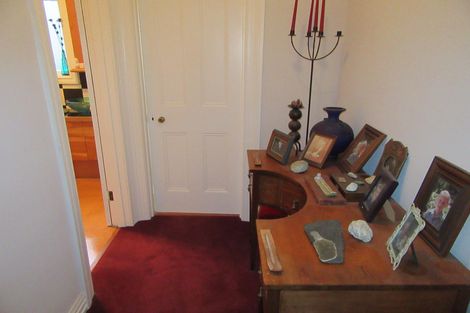 Photo of property in 43 Rhodes Street, Waimate, 7924