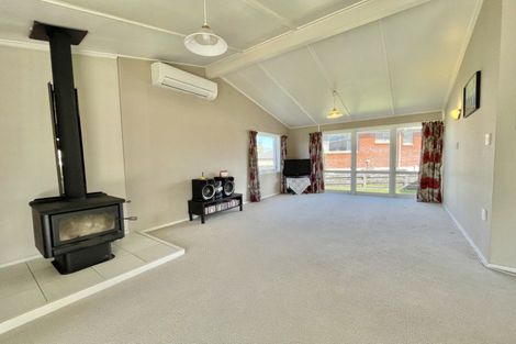 Photo of property in 2 Rimu Place, Tokoroa, 3420