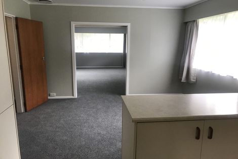 Photo of property in 3 Cyril Way, Paparangi, Wellington, 6037