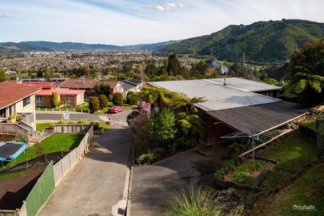 Photo of property in 21 Alleyne Court, Brown Owl, Upper Hutt, 5018