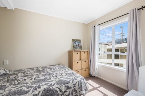 Photo of property in 34 Bledisloe Crescent, Wainuiomata, Lower Hutt, 5014