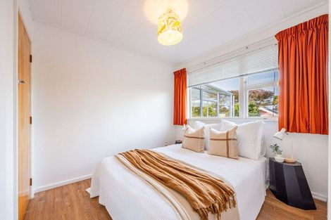 Photo of property in 8 Crichton Place, Taradale, Napier, 4112