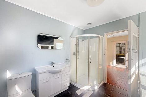 Photo of property in 102 Tirau Street, Putaruru, 3411
