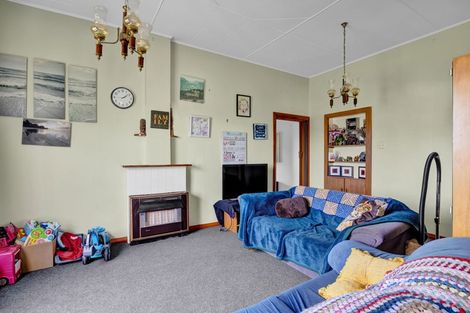 Photo of property in 49 Bedford Street, Patea, 4520