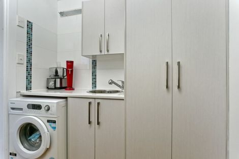 Photo of property in 61 Centreway Road, Orewa, 0931