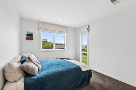 Photo of property in 77 Oak Road, Poraiti, Napier, 4112