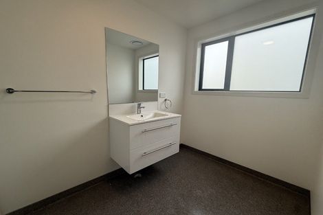 Photo of property in 2/7 Division Street, Riccarton, Christchurch, 8041