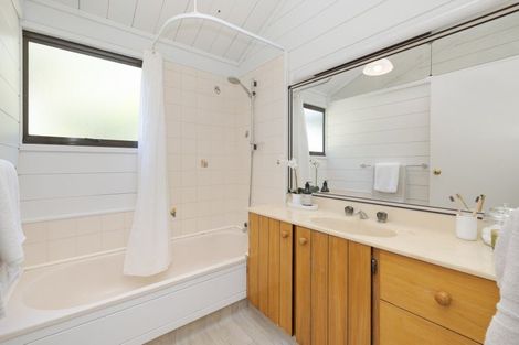 Photo of property in 10 Lindoch Avenue, Te Puna, Tauranga, 3174