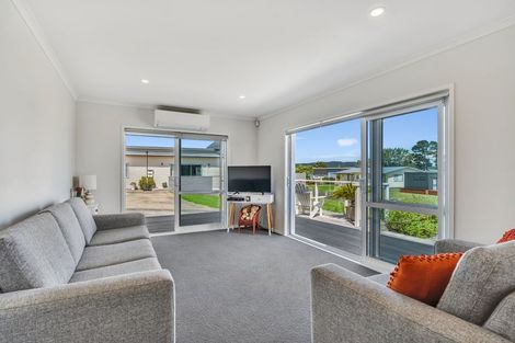 Photo of property in 147 The Fairway, Matarangi, Whitianga, 3592