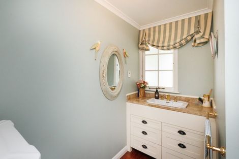 Photo of property in 15 Trent Avenue, Hokowhitu, Palmerston North, 4410