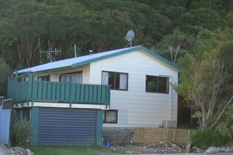 Photo of property in 103 Gillespies Road, Birchville, Upper Hutt, 5018