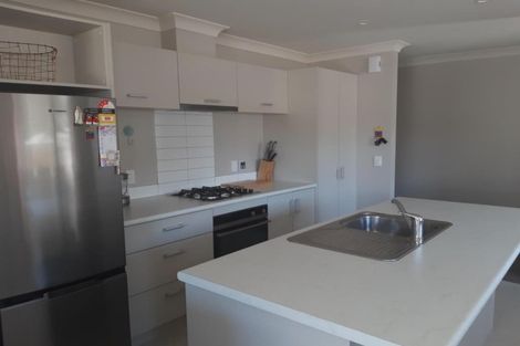 Photo of property in 27 Moonsail Drive, Whitby, Porirua, 5024