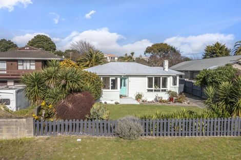 Photo of property in 8 Fincham Road, Raumati Beach, Paraparaumu, 5032