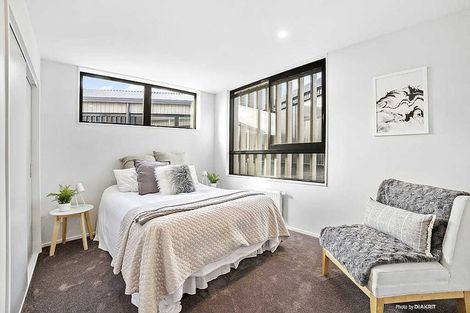 Photo of property in 5/6 Bushland Grove, Paparangi, Wellington, 6037