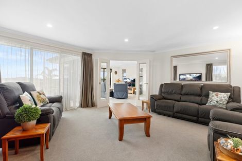 Photo of property in 55 Mortlake Heights, Pyes Pa, Tauranga, 3112