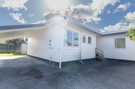 Photo of property in 2/19 Velvet Crescent, Otara, Auckland, 2023