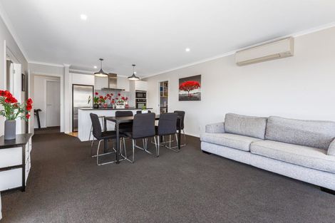 Photo of property in 34 Margaret Shields Avenue, Aotea, Porirua, 5024