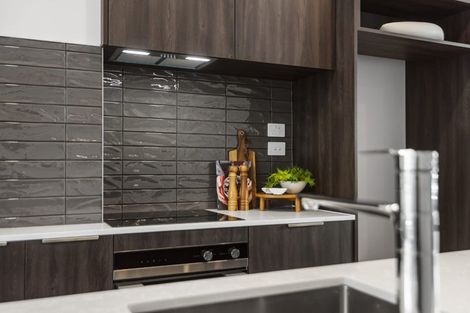 Photo of property in 2/19 Windlass Street, Long Bay, Auckland, 0630