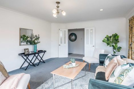 Photo of property in 1 Inverell Place, Waikanae, 5036