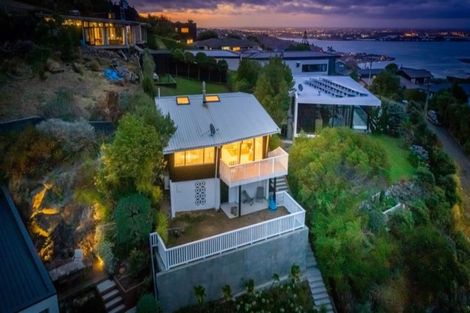 Photo of property in 13 Tuawera Terrace, Clifton, Christchurch, 8081