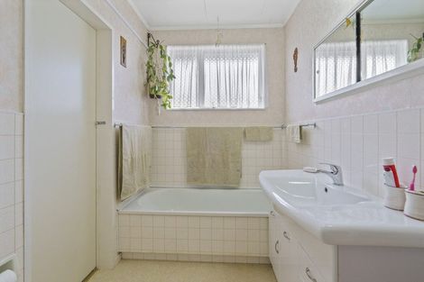 Photo of property in 15 Tweed Road, Papakowhai, Porirua, 5024