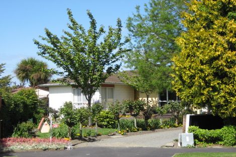 Photo of property in 21 Strachan Place, Rangiora, 7400