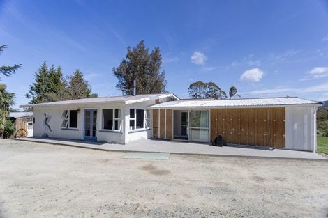 Photo of property in 2162 Herbert-hampden Road, Herbert, Oamaru, 9495