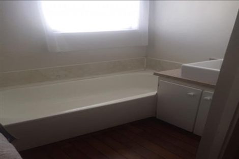 Photo of property in 2/4a Browns Road, Manurewa, Auckland, 2102