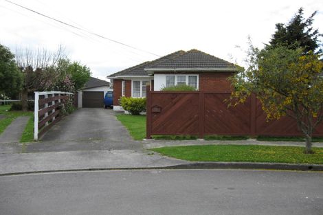 Photo of property in 10 Frickleton Grove, Waterloo, Lower Hutt, 5011