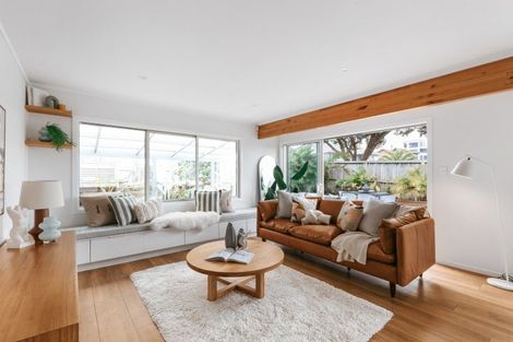 Photo of property in 1 Yale Street, Mount Maunganui, 3116