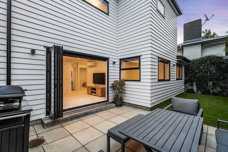 Photo of property in 94a Ireland Road, Mount Wellington, Auckland, 1060